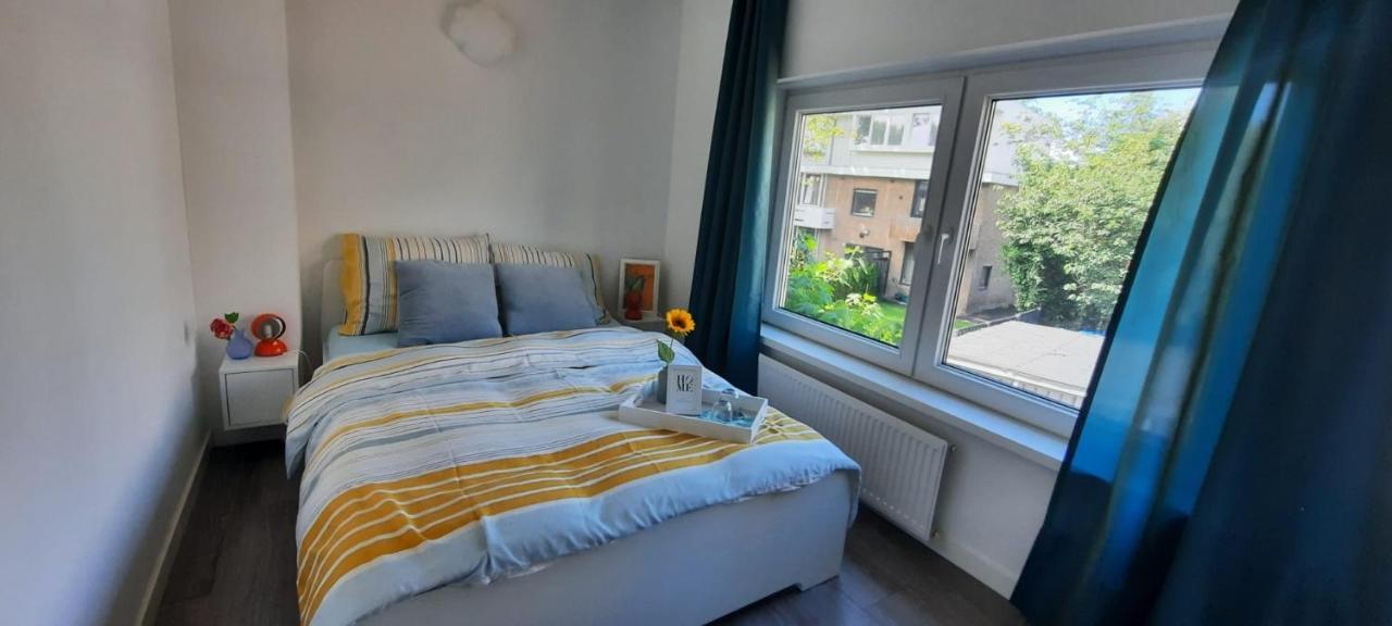 Sunny Guesthouse อัมสเตอร์ดัม ภายนอก รูปภาพ